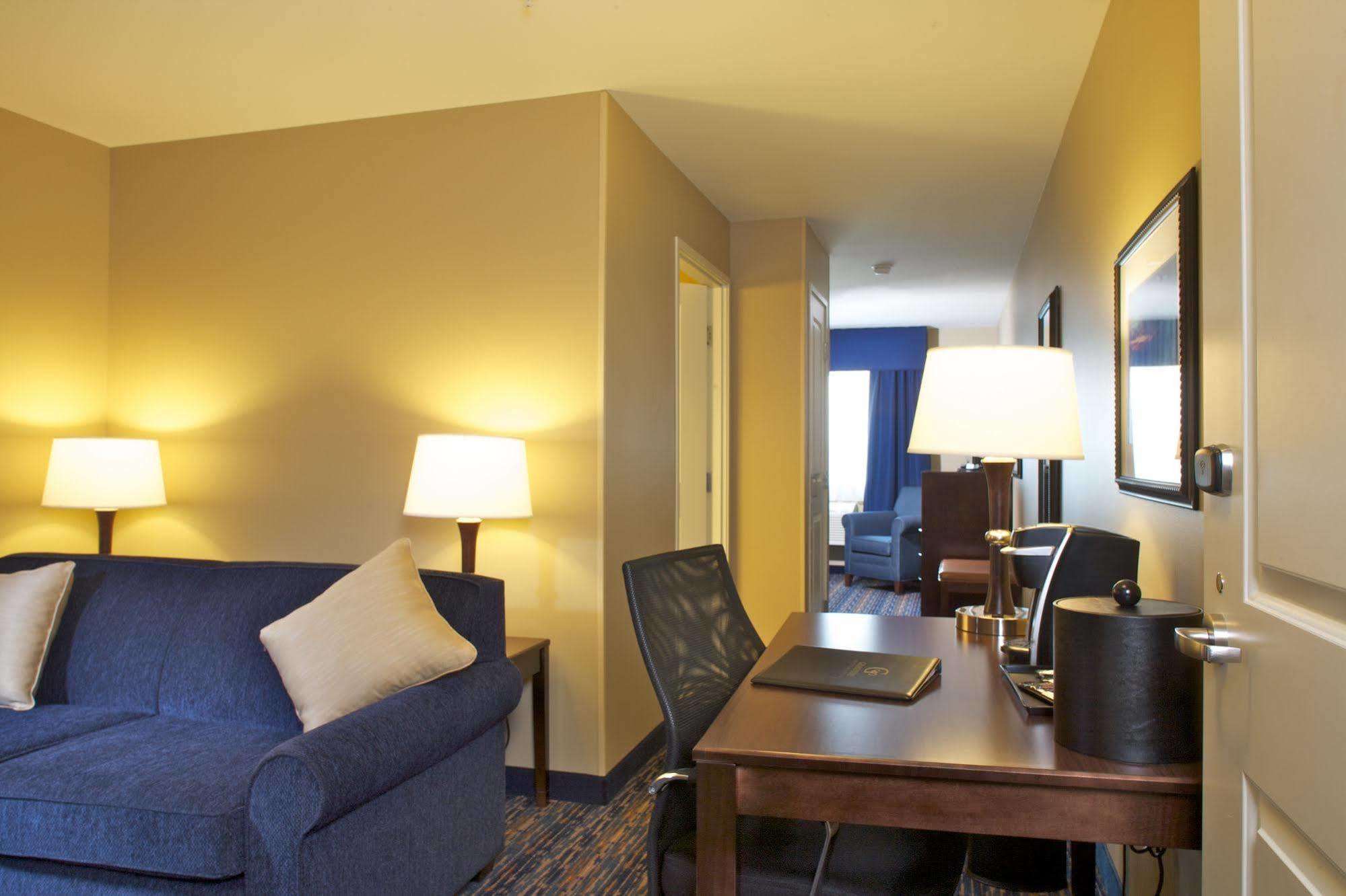 Grandstay Hotel & Suites Mount Horeb - Madison Zewnętrze zdjęcie